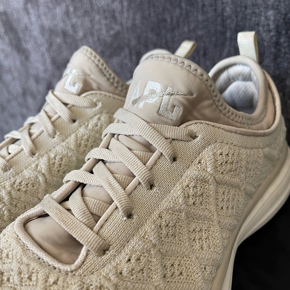 Women’s APL TechLoom Phantom Size 10 - Picture 5 of 13